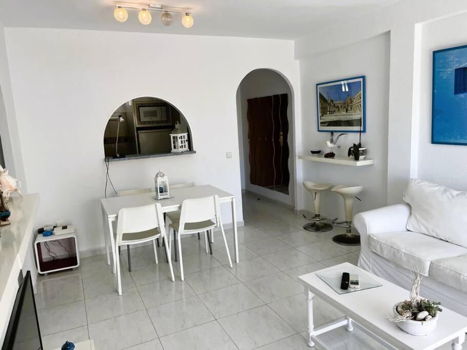 Center 4 Persones- 200m - . Parking Apartamento
