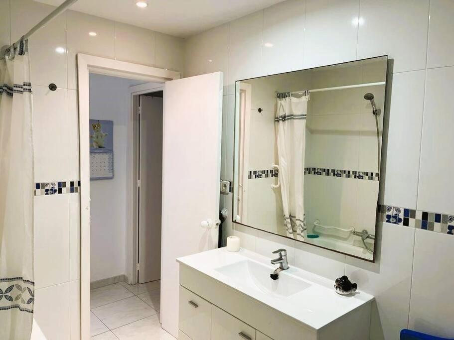 Center 4 Persones- 200m - . Parking Marbella